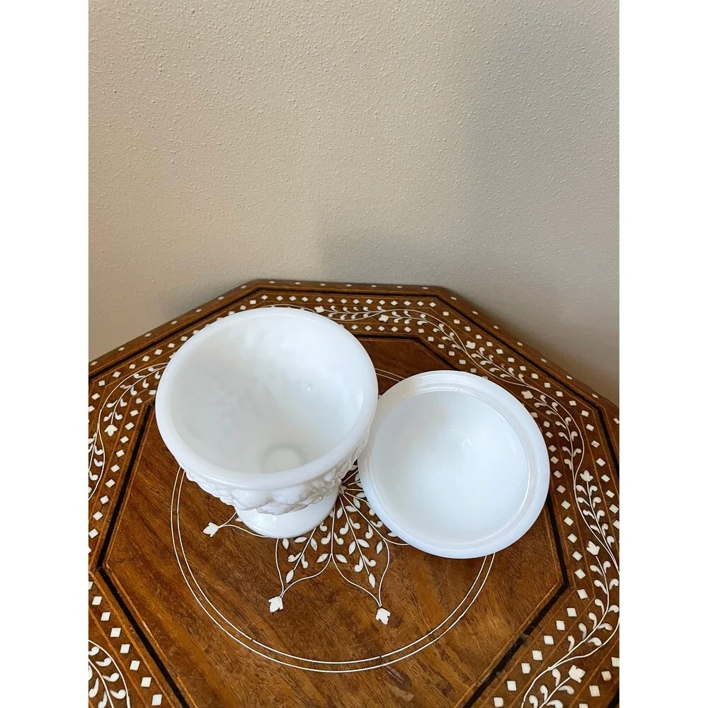 Vintage AVON Milk Glass Egg Shaped Covered Candy Dish